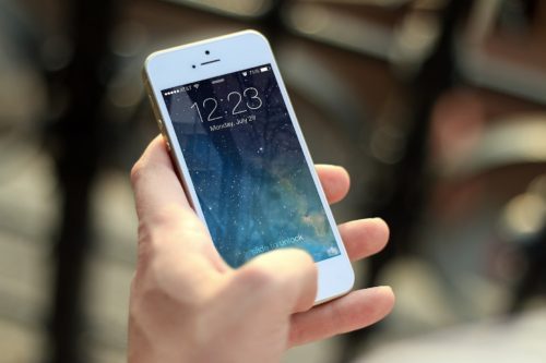 iPhone cannot turn on or no display alt=“why my iphone cannot on tak boleh on"
